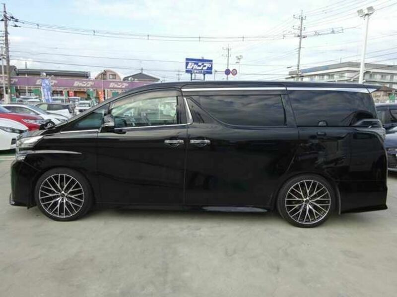 VELLFIRE-8