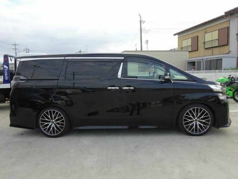 VELLFIRE-9