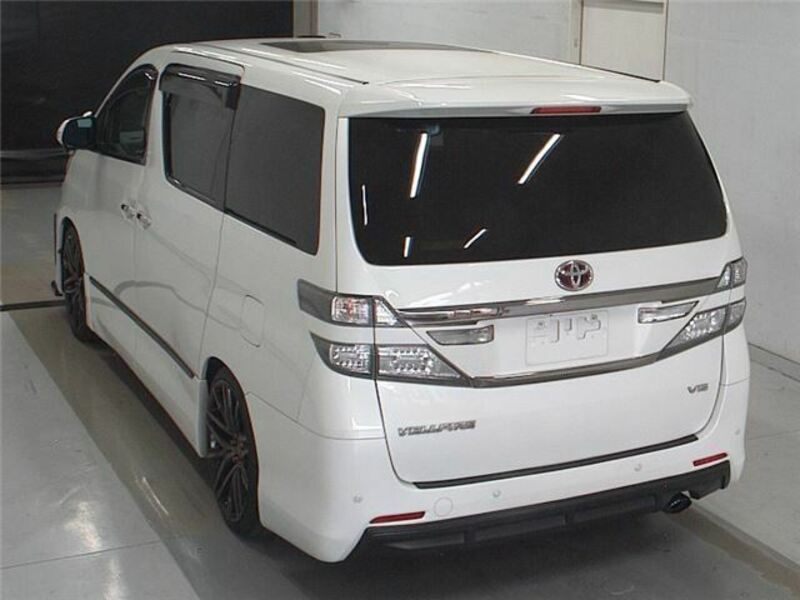 VELLFIRE-1