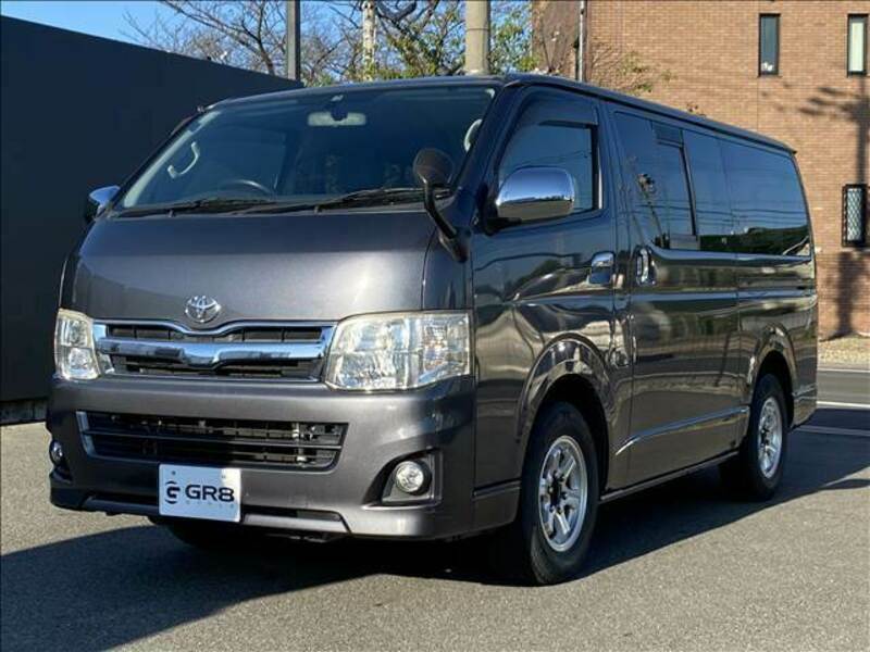 HIACE VAN-11