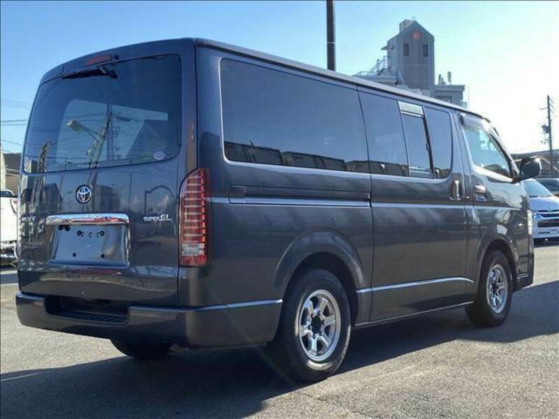 HIACE VAN-14