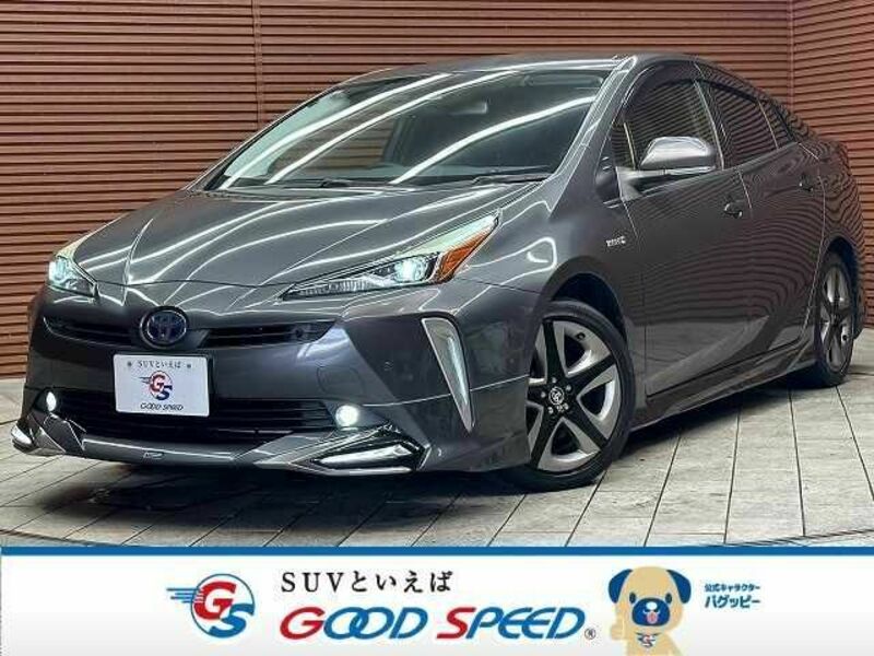 TOYOTA　PRIUS