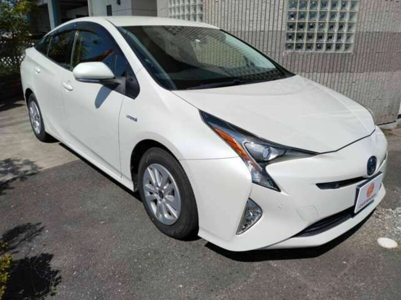 PRIUS-1