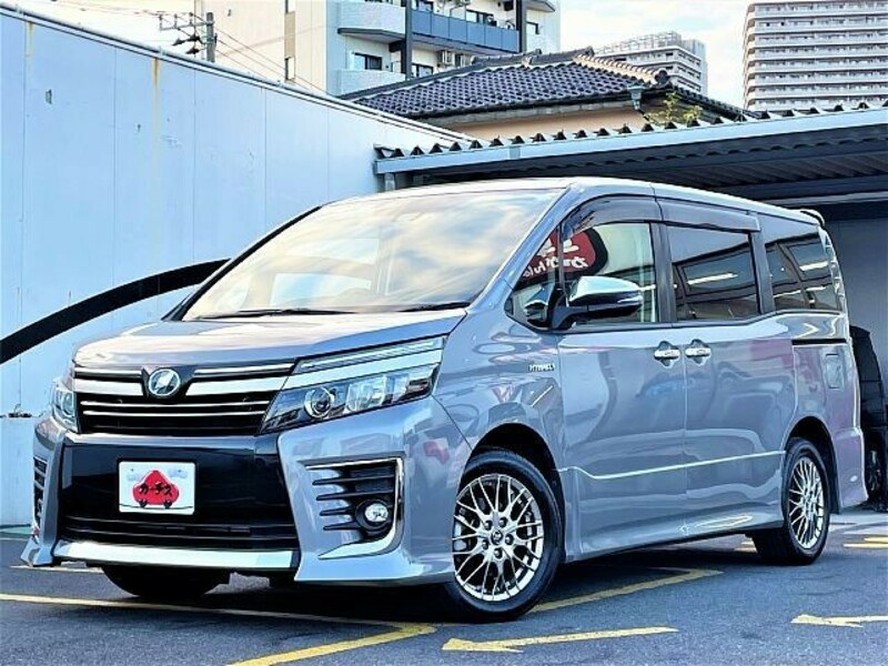 TOYOTA　VOXY