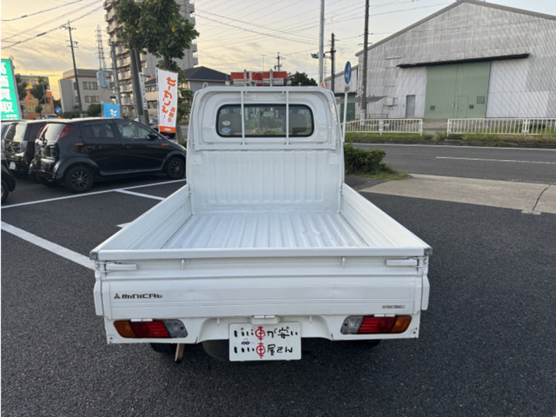 MINICAB TRUCK-1