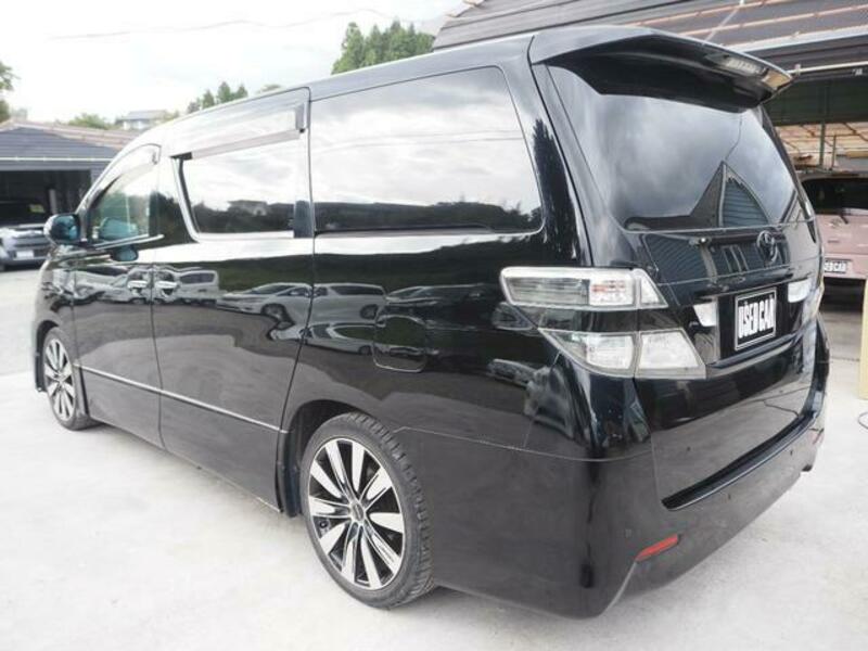 VELLFIRE-5