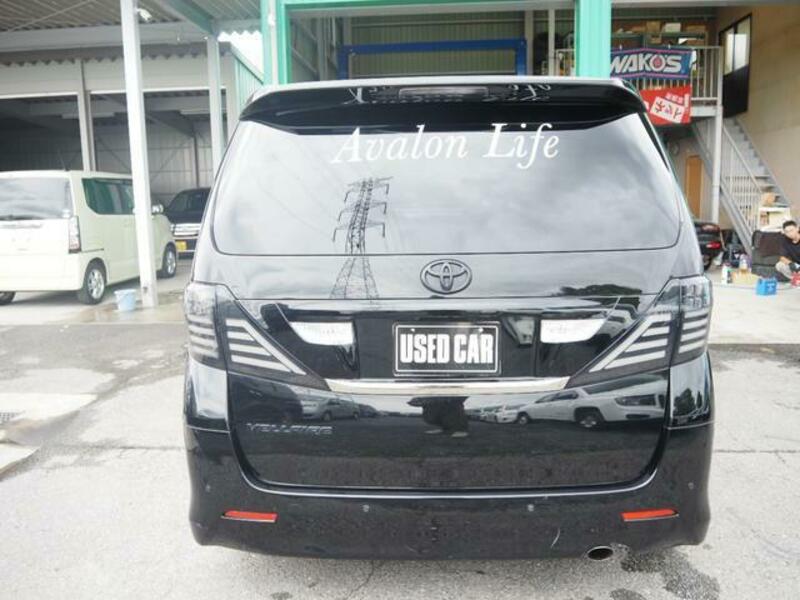 VELLFIRE-5