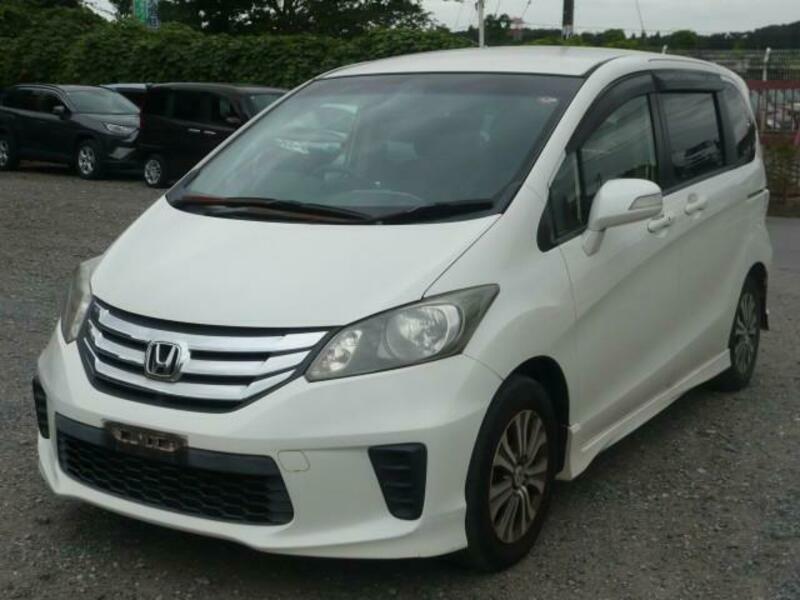 HONDA　FREED