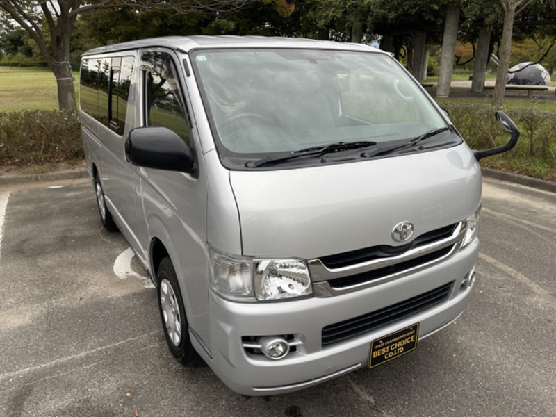 HIACE VAN-14