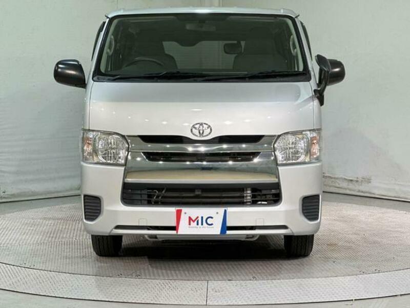 HIACE VAN-12