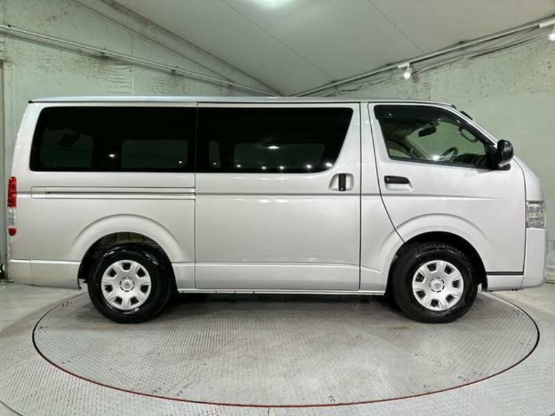 HIACE VAN-14