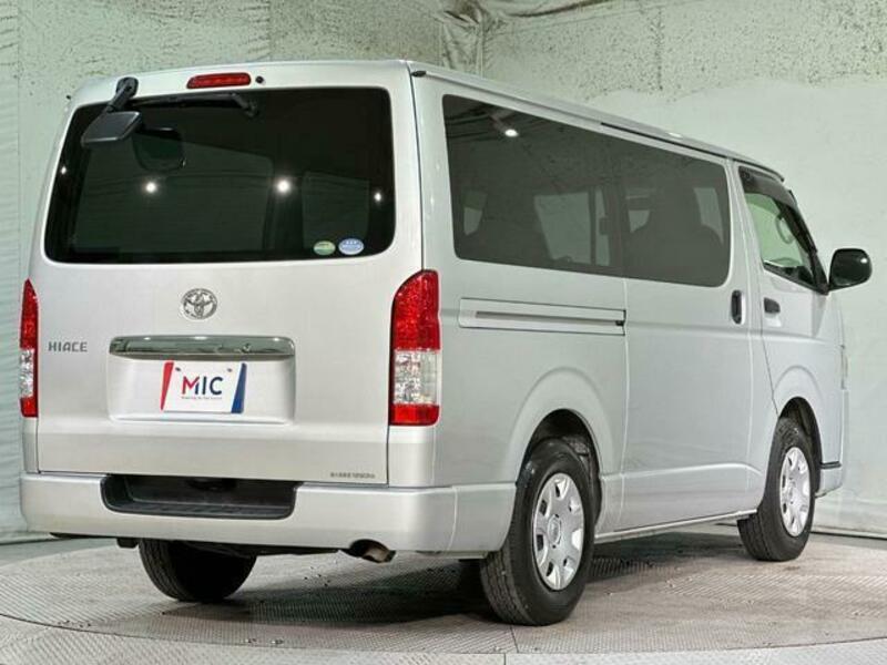 HIACE VAN-15