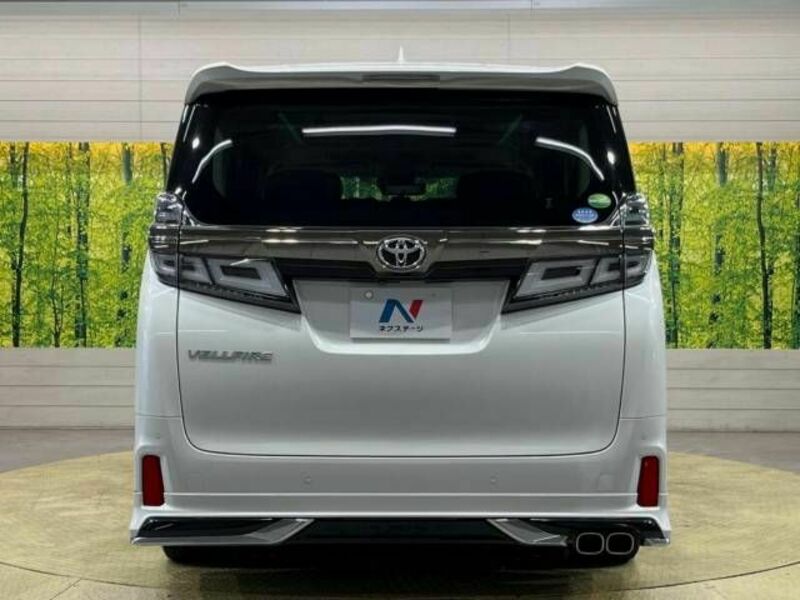 VELLFIRE-16