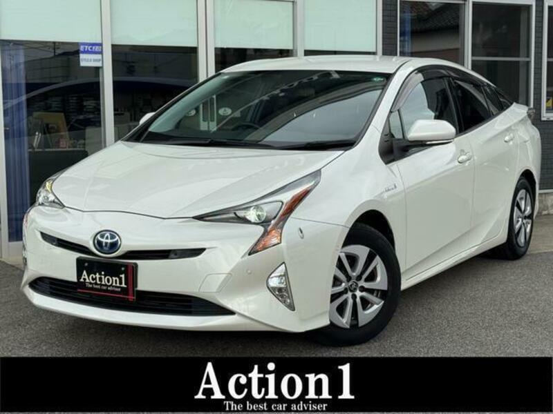 TOYOTA　PRIUS