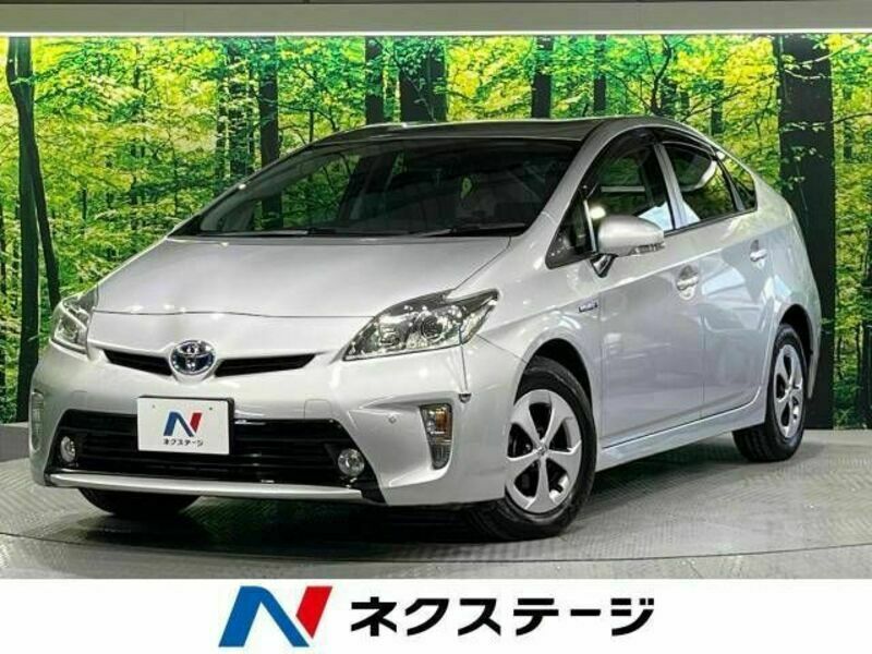 TOYOTA　PRIUS