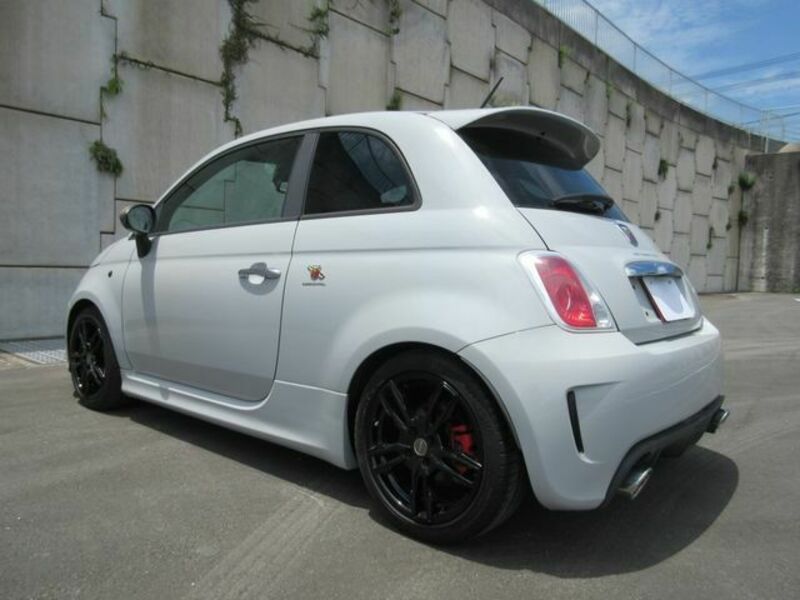 ABARTH 500-17