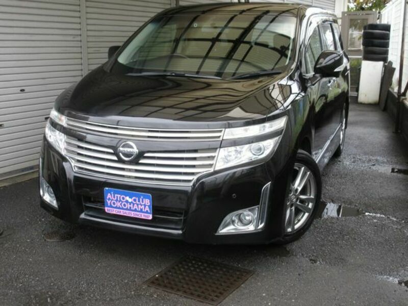 NISSAN　ELGRAND