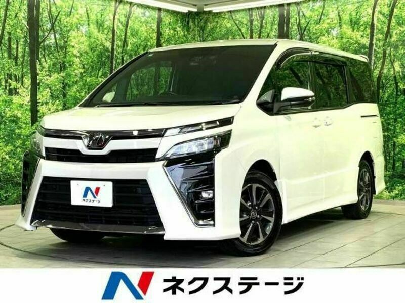 TOYOTA　VOXY