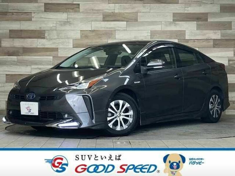 TOYOTA　PRIUS