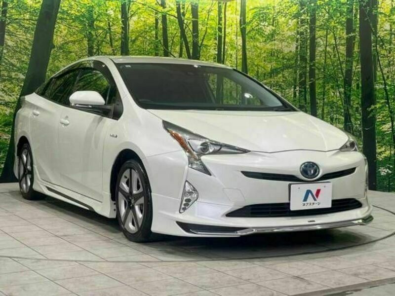 PRIUS-16