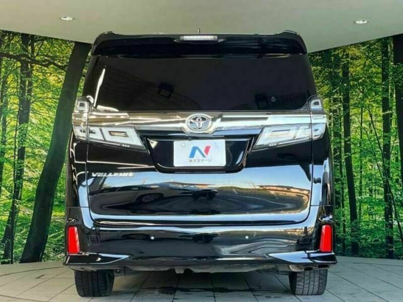 VELLFIRE-15