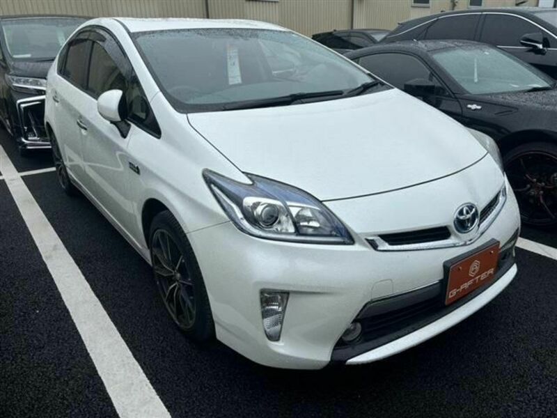 PRIUS PHV