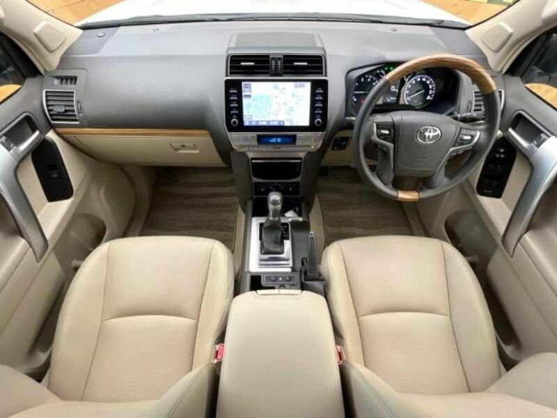 LAND CRUISER PRADO-1