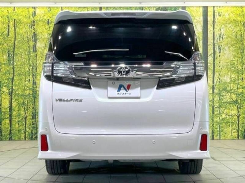 VELLFIRE-16