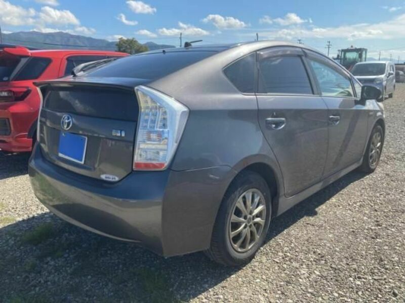 PRIUS-5