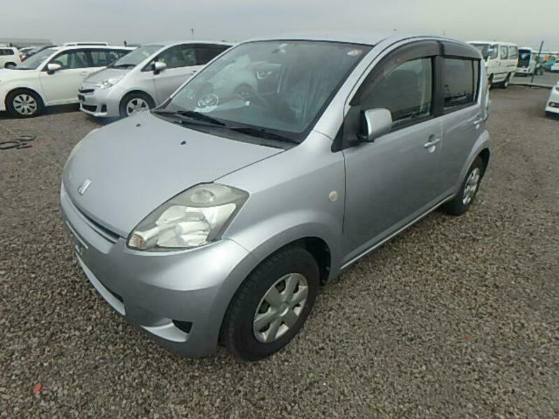 Toyota passo kgc10