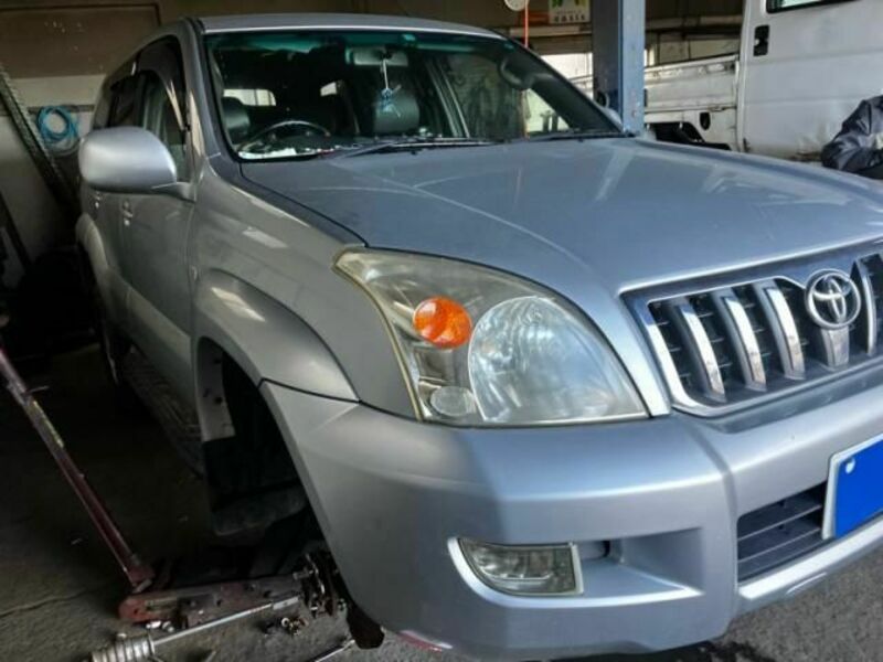 LAND CRUISER PRADO-2