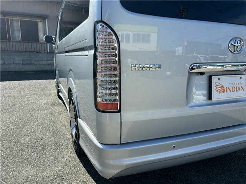 HIACE-37