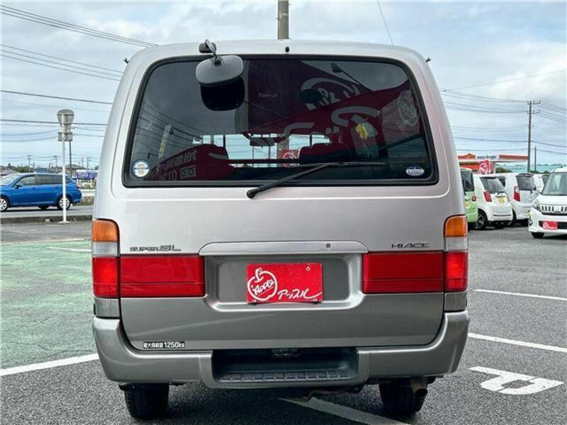 HIACE VAN-4