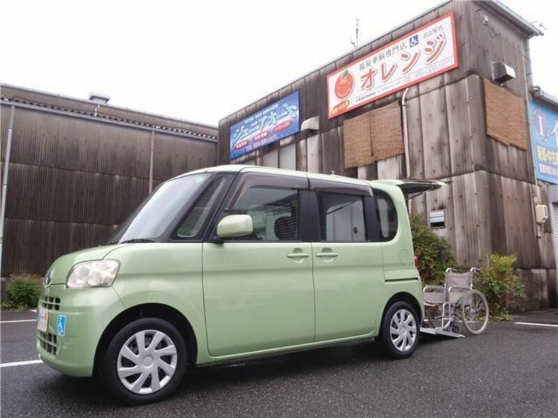 DAIHATSU　TANTO