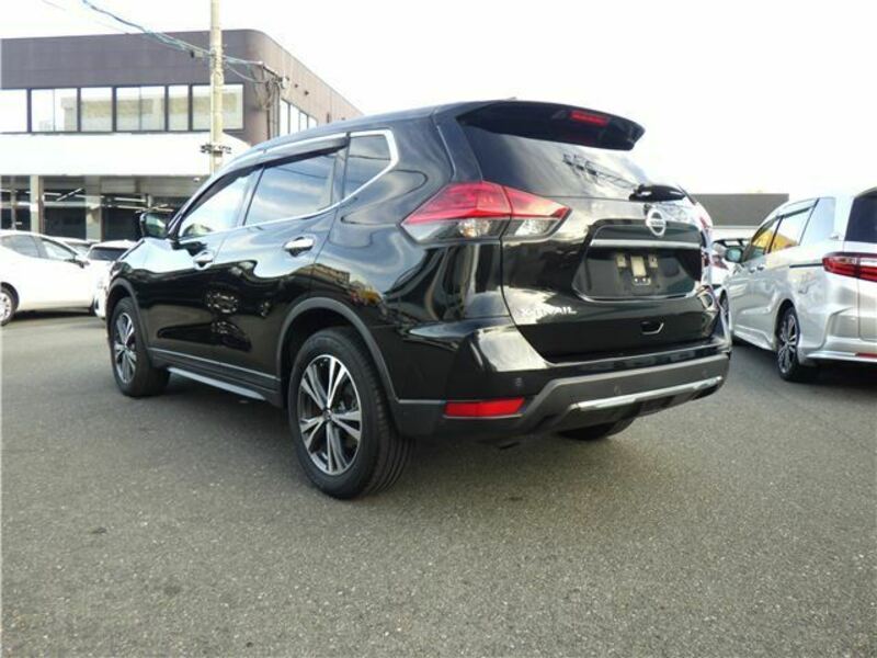 X-TRAIL-2