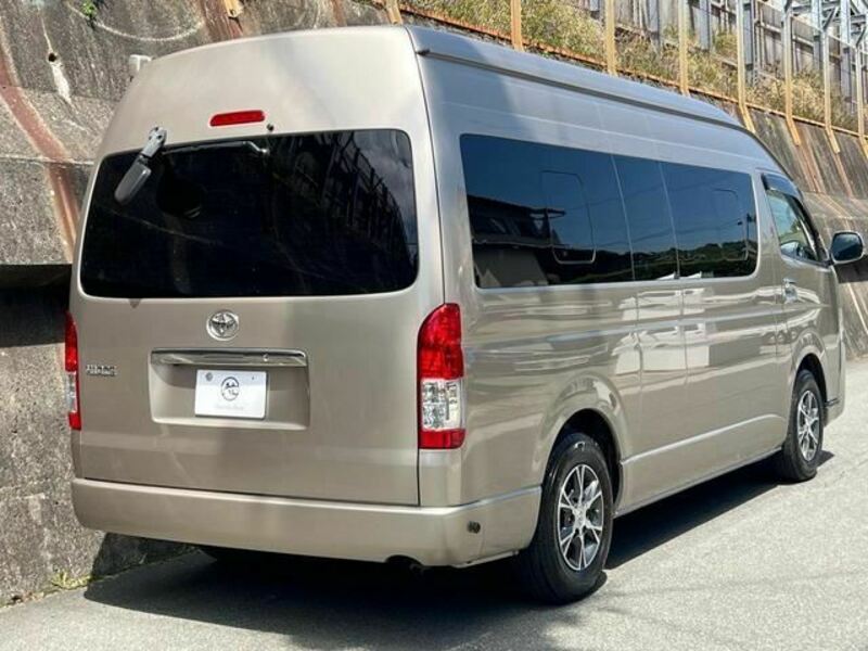 HIACE VAN-14