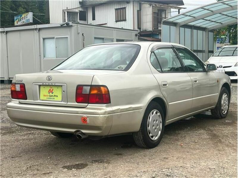 CAMRY-3