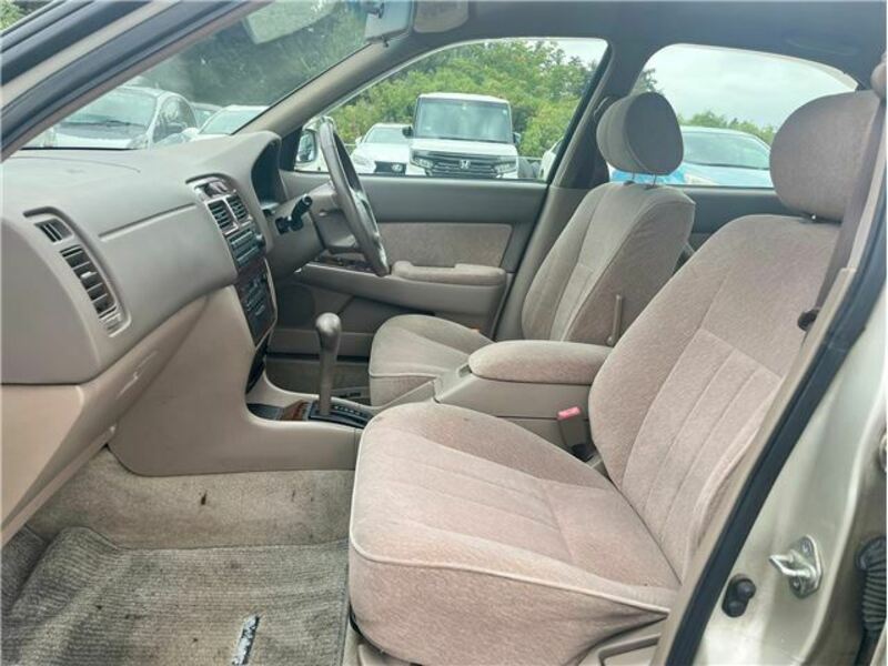 CAMRY-10