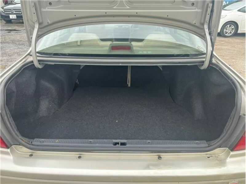 CAMRY-11