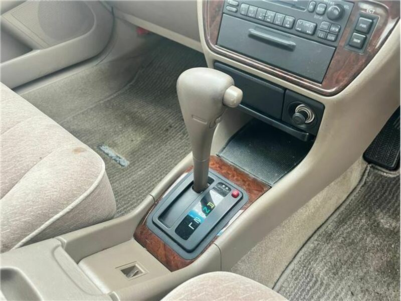 CAMRY-18