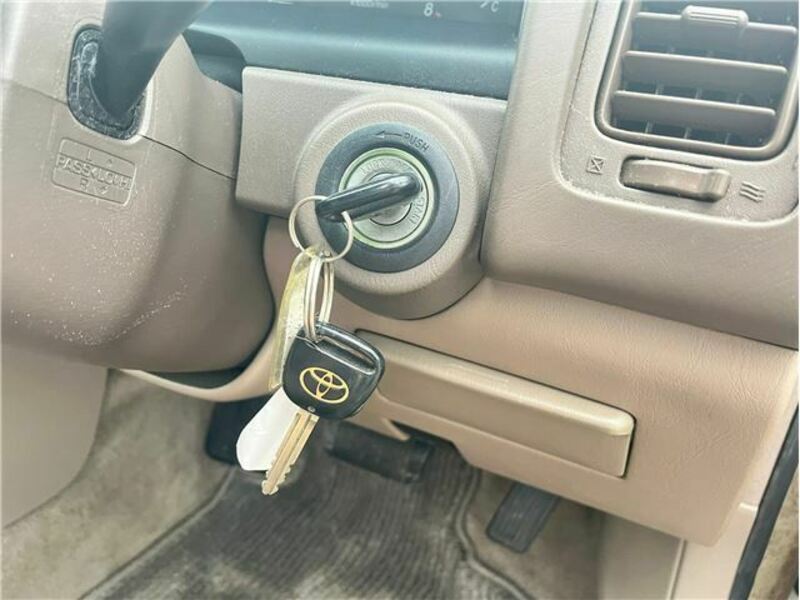 CAMRY-19