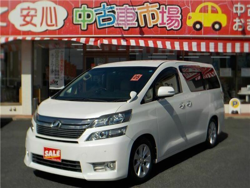 TOYOTA　VELLFIRE