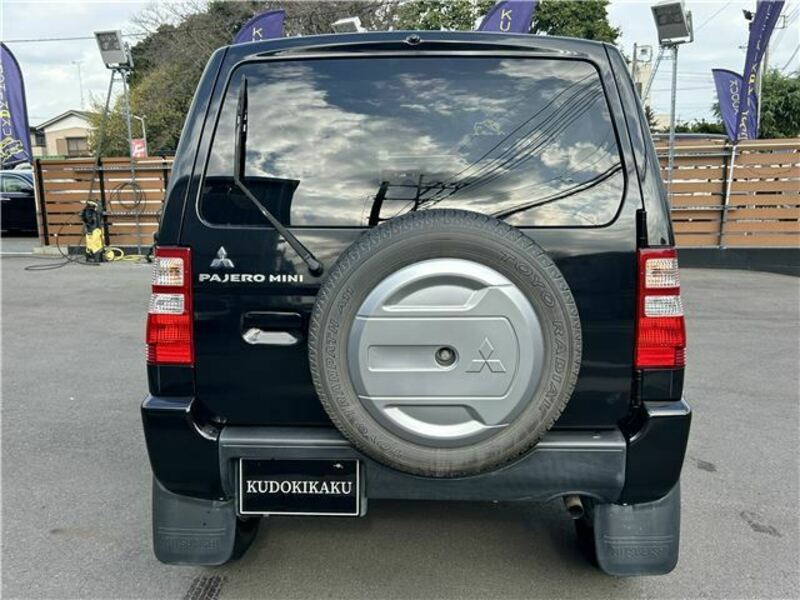 PAJERO MINI-42