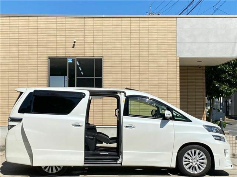 VELLFIRE-36