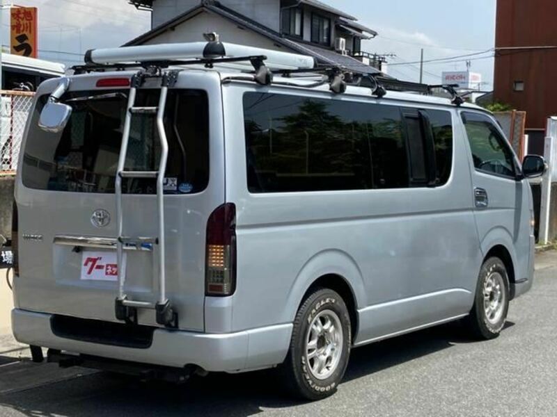 HIACE VAN-13