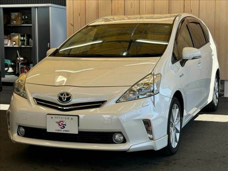 PRIUS ALPHA-14