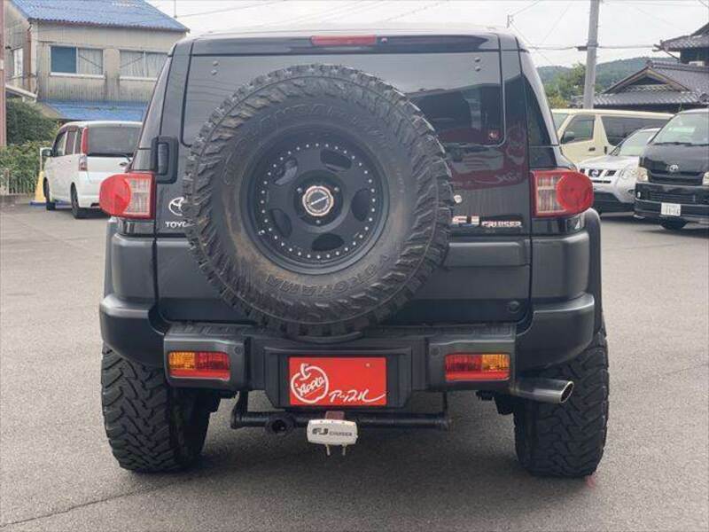 FJ CRUISER-18