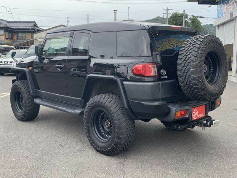 FJ CRUISER-19