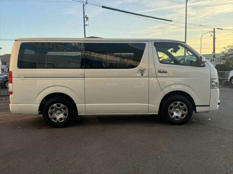 HIACE VAN-16