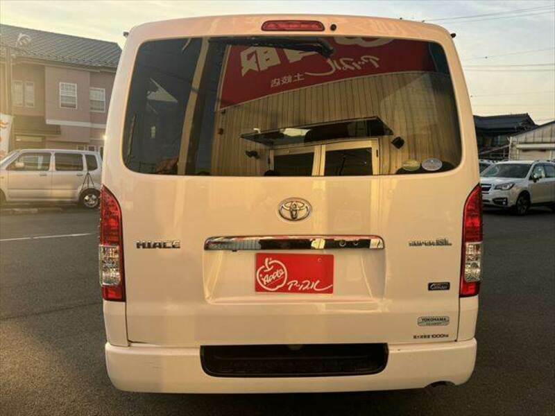 HIACE VAN-17